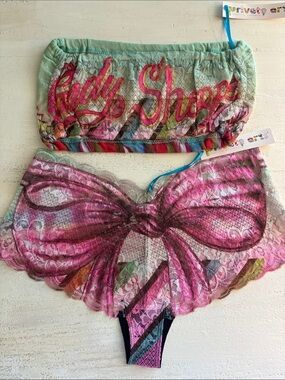 Private Arts Candy shop set